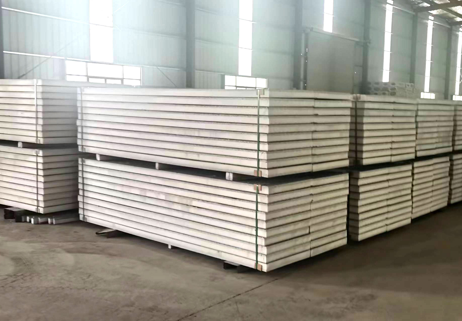 复合保温免拆模版